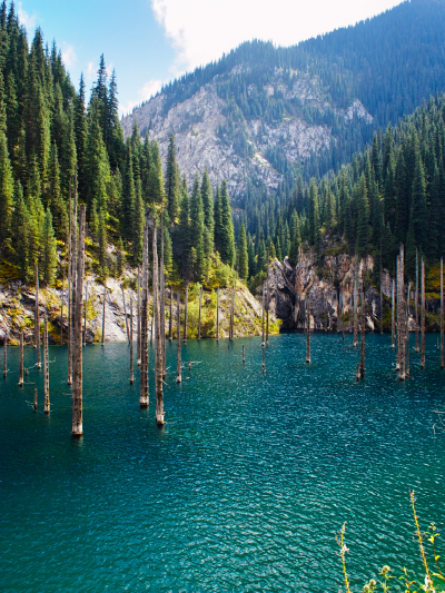 Kaindy Lake